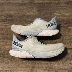 Hoka Arahi Women’s Shoes 