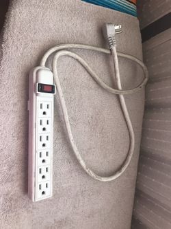 White 6 power strip