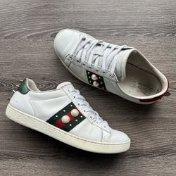 Size 6 Women’s (EU 36)- Gucci Ace Pearl Studded White