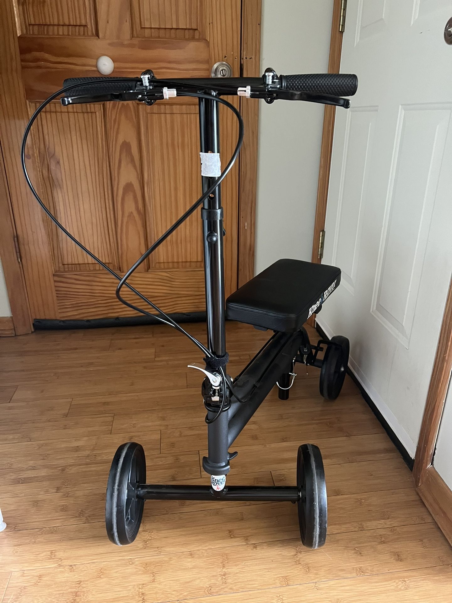 Knee Scooter