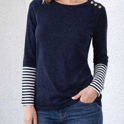Nautica women's navy blue sweater