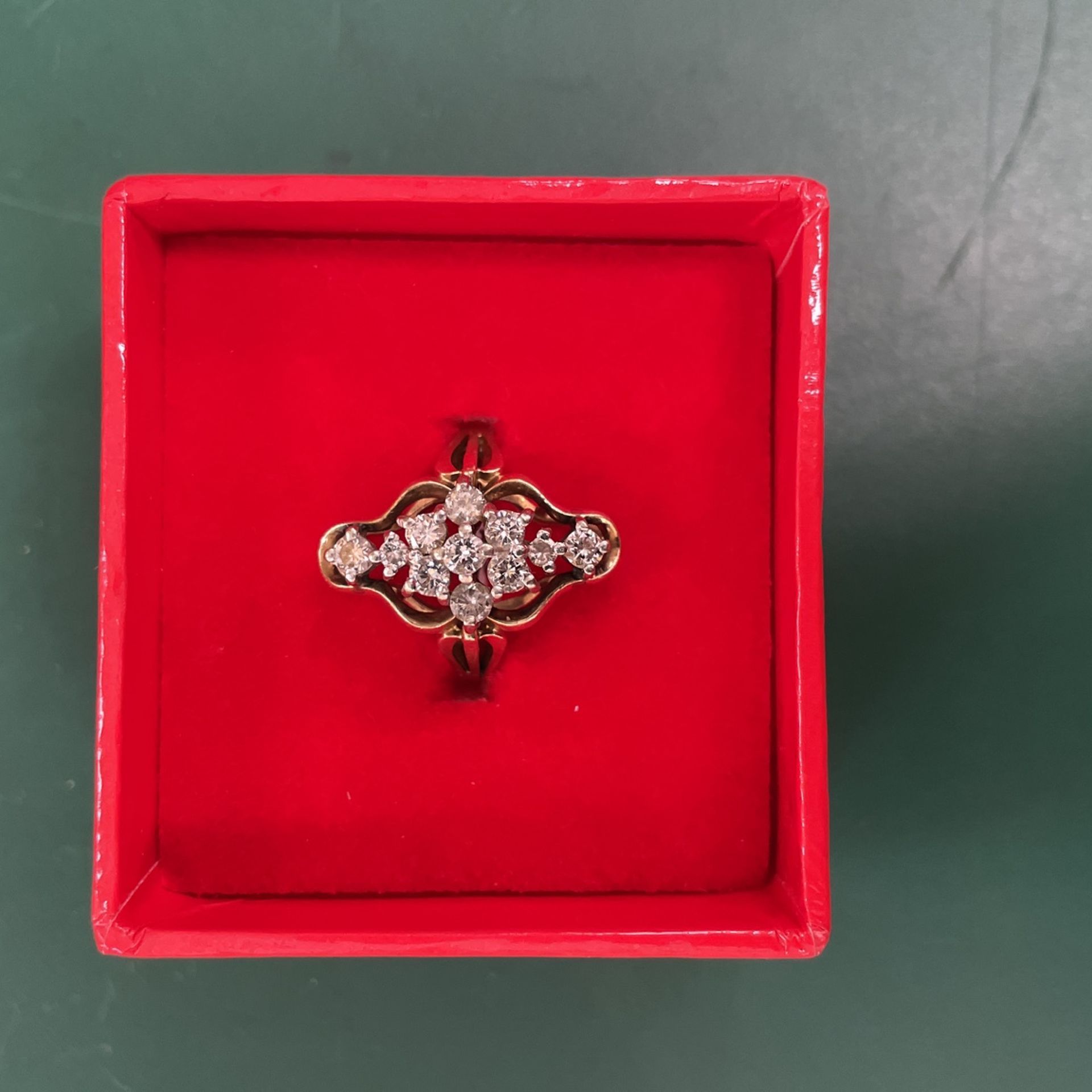 Cluster Lady’s Ring