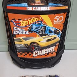 135 Hotwheels and Rolling Carrie Case