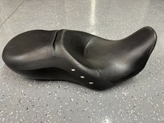 Harley Davidson 2 up Seat