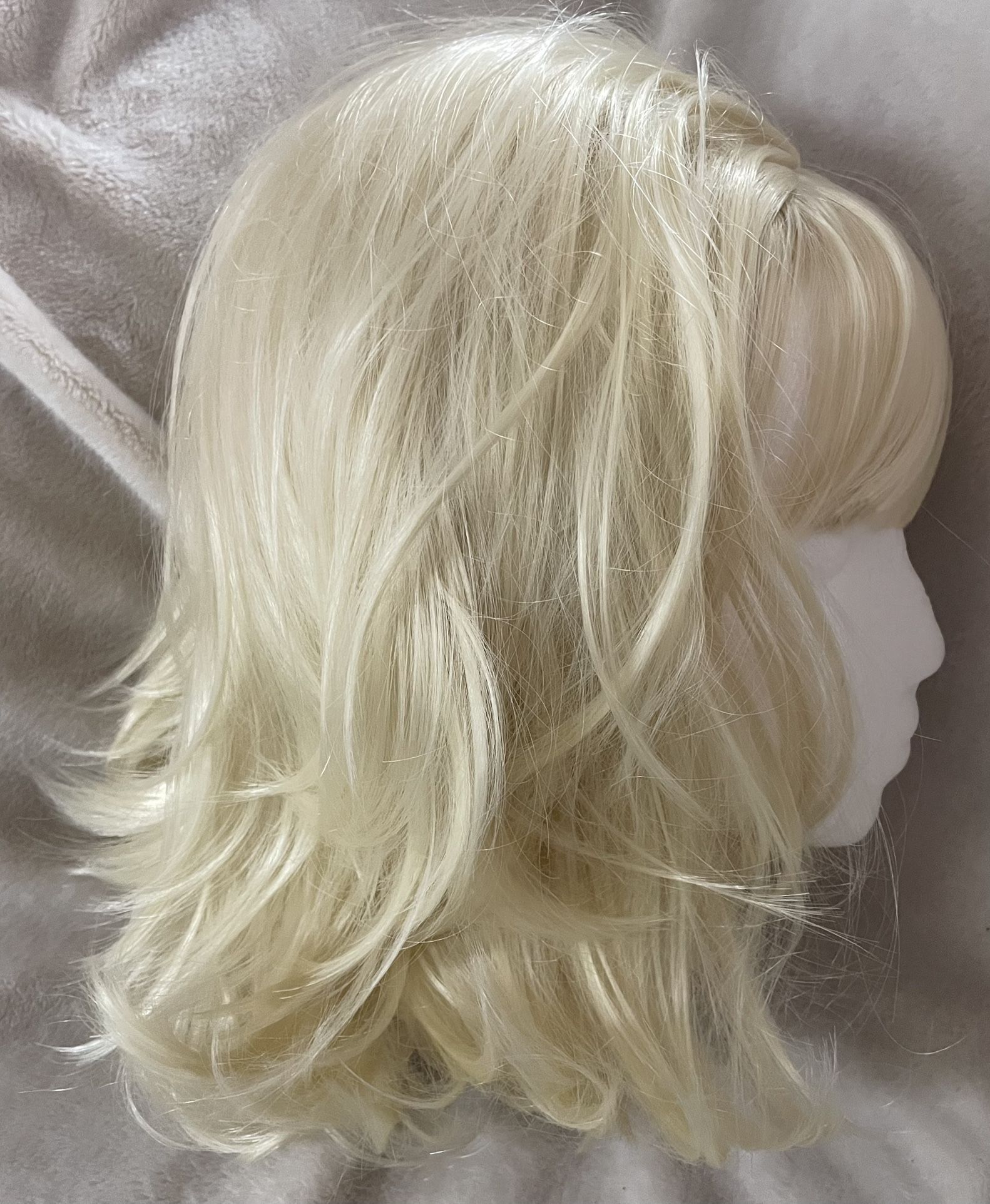 “Groovy Gloria” 12” Full Wig