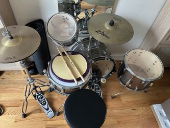 Pearl Drum Set