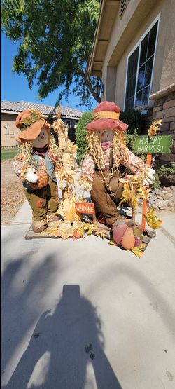 Adorable Scarecrows
