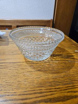 Anchor Hocking Wexford 9.5" Salad Bowl
