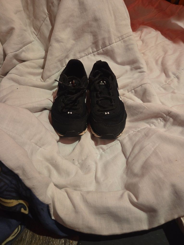 Black Under Armor