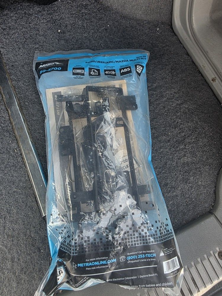 Metra Electronics 99-5700 Multi-Kit