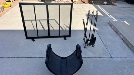 Fireplace 4 piece set in very good condition.