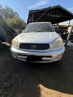 2002 Toyota RAV4 2.0L automatic transmission FOR PARTS ONLY‼️