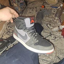 Nike  Air Jordan 1 High Element GORE-TEX. 