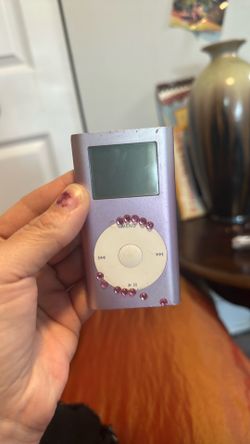 Pink iPod mini