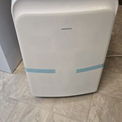 Insignia Portable AC