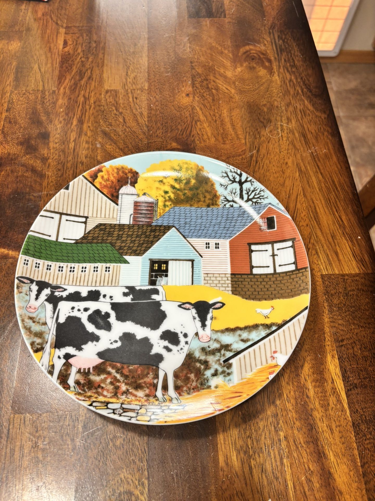 Vintage Country Scene Cows Barns Chicken Decorative 8" Plate Colorful Farm