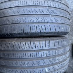 (2) 255/40R19 PAIR OF USED TIRES PIRELLI 60% LIFE !!