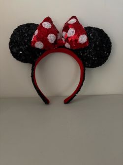 Minnie Mouse ears