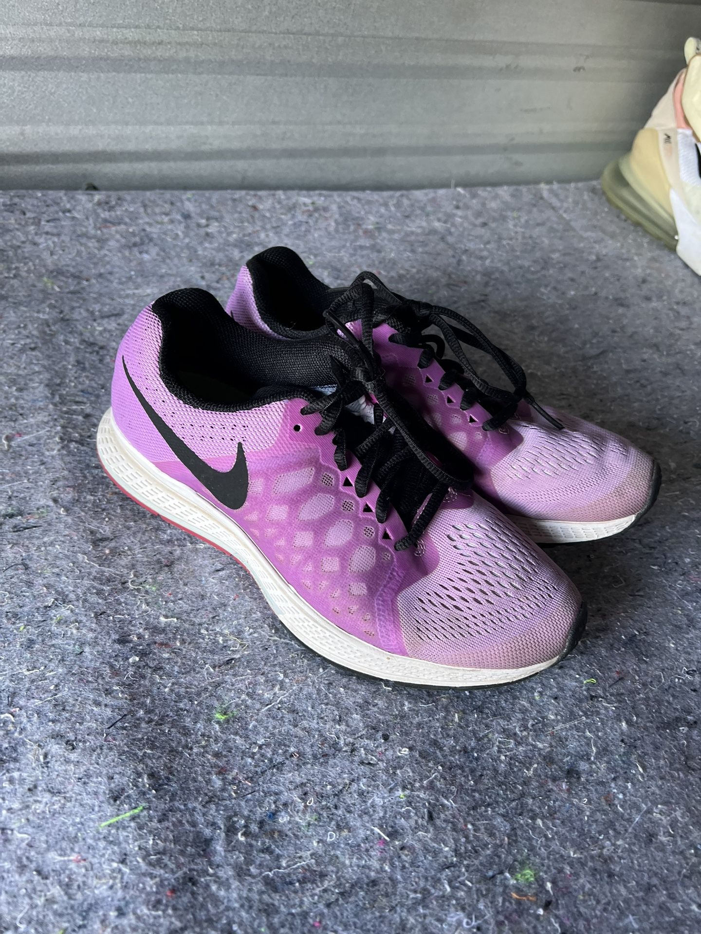 Nike Air Zoom Pegasus Fuchsia Glow Purple Black Running Women's 7.5