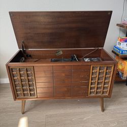 Record Player