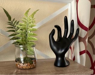 JEWELRY HOLDER