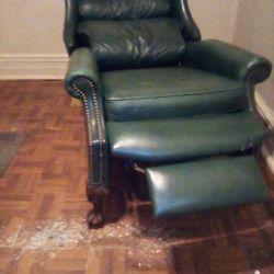 Quality Barca lounger Emerald Green Leather Recliner And 
