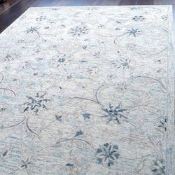 Martha 8x10 Area Rug