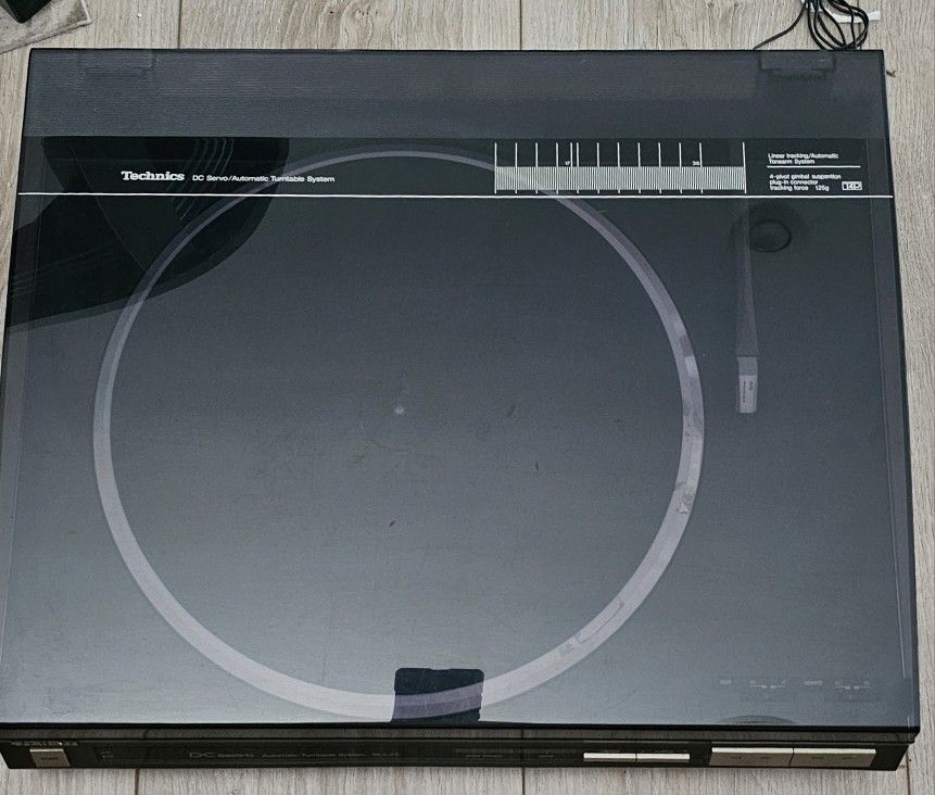 Technics SL-L25 Vintage DC Servo Fully Automatic Linear Tracking Turntable Works