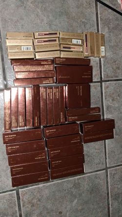 Brand New hourglass make up $7 each I have 50 pieces