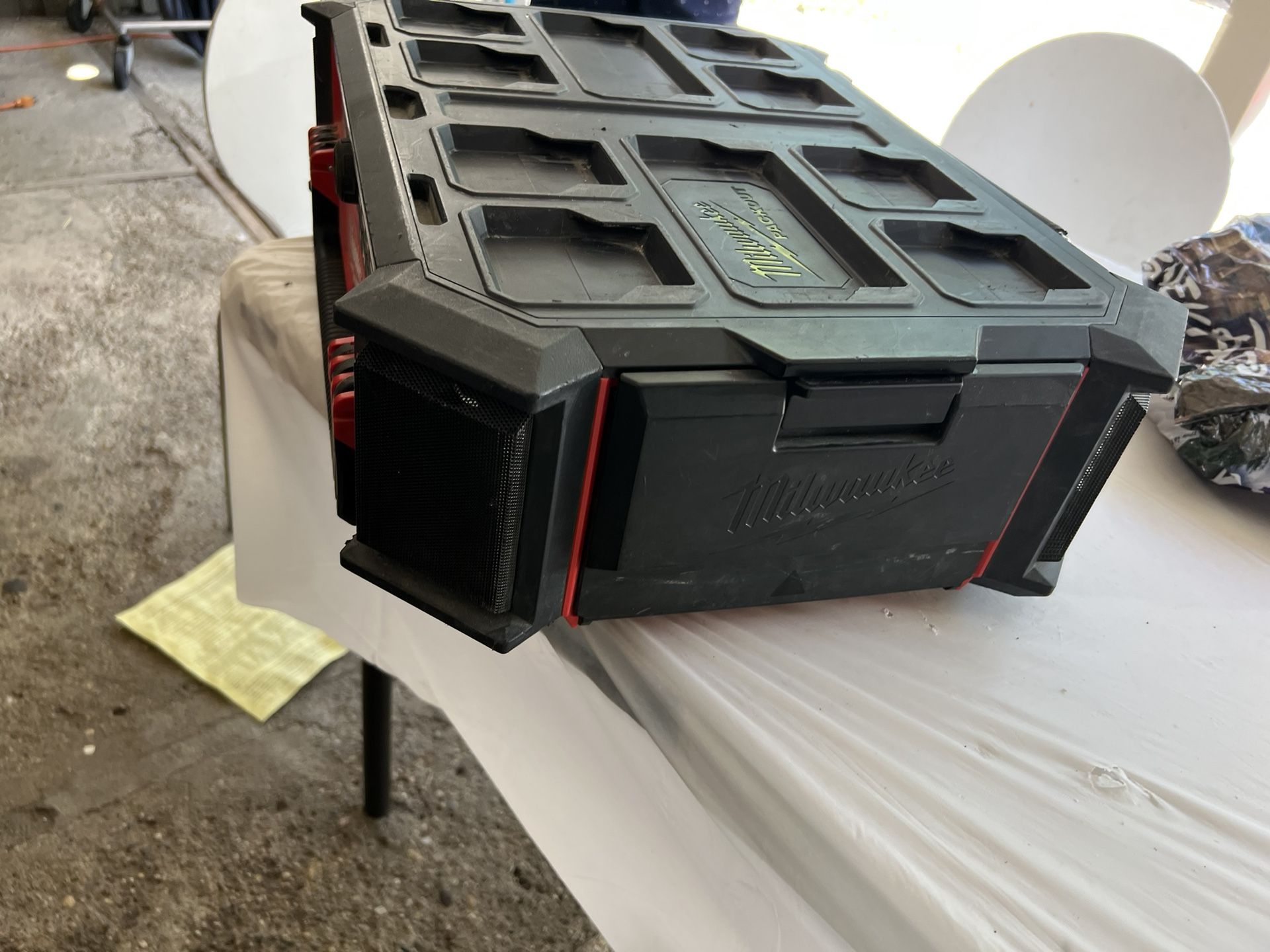 M18 Milwuakee Pack Out Speaker