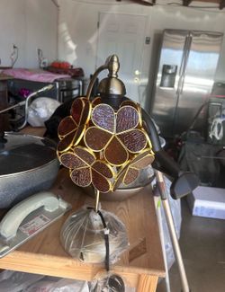 NEW ANTIQUE GLASS TABLE LAMP FOR NIGHTSTAND