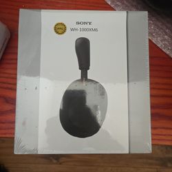New Sealed Sony Headphones 