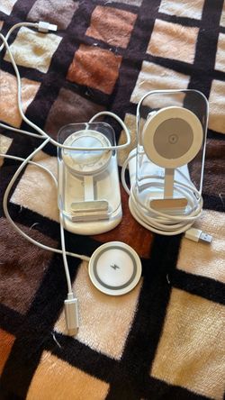 Wireless Charging Stands and Pad Lot