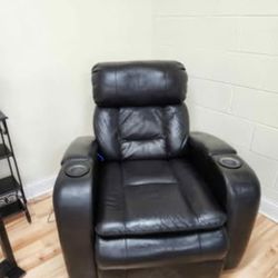 Black Leather Electric Recliner 