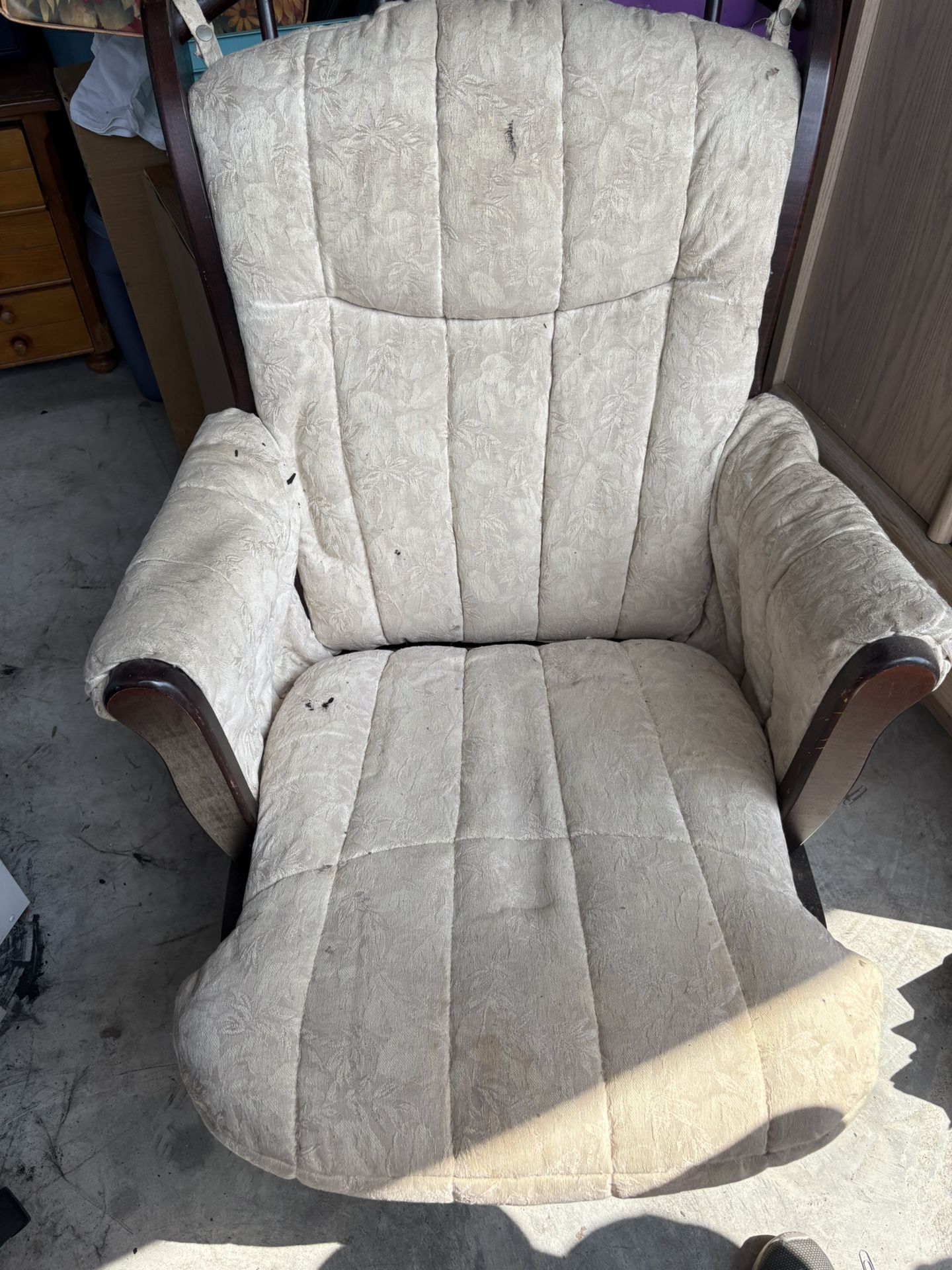 Gliding rocking Chair