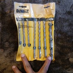 Dewalt Rock Carbide Hammer Drill Set 