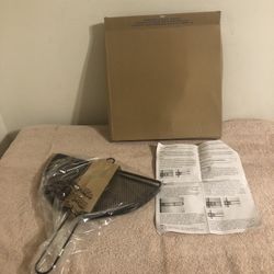 Avon Gift Collection Quesadilla Grill Basket NIB