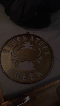 Metal crab artwork