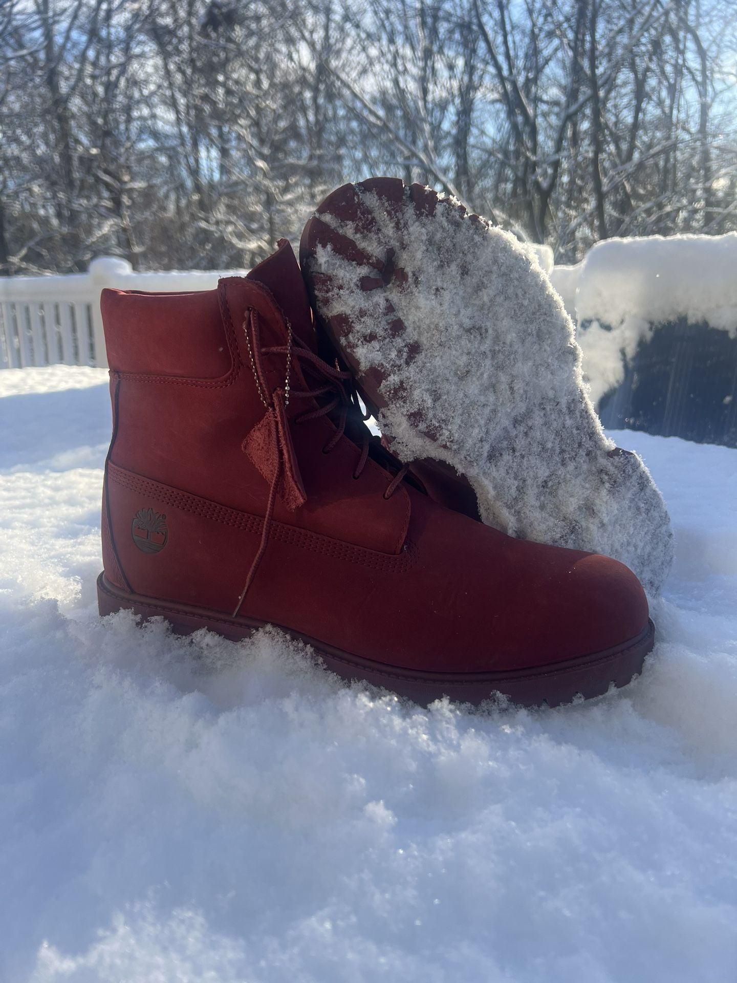 Timberland 6” Suede Boots Burgundy Size 11M
