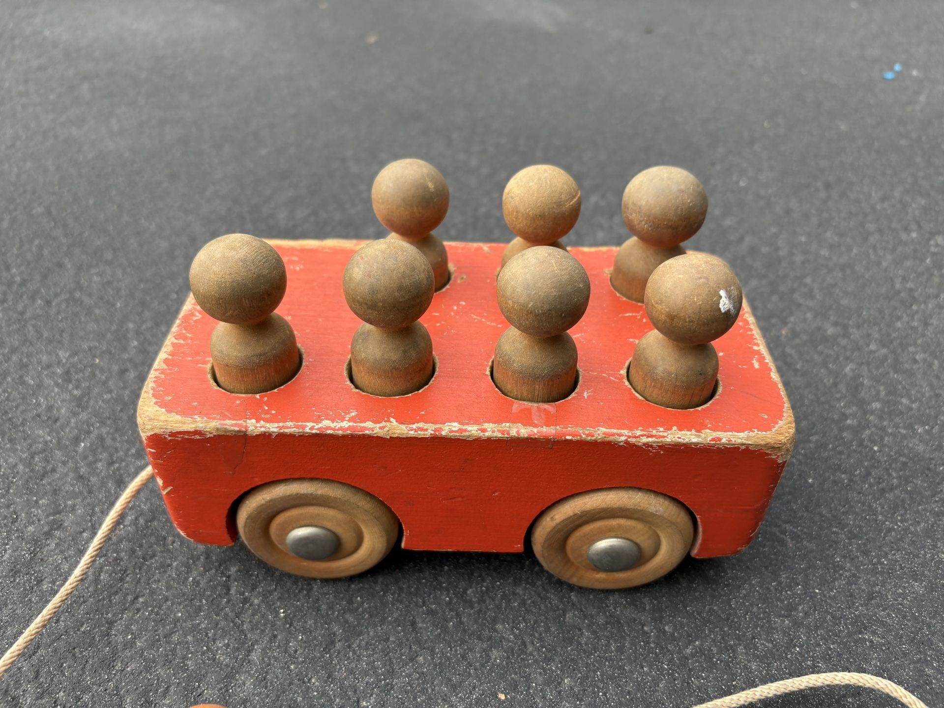 Vintage Creative Playthings Wooden Bus Pull Toy with Peg Figures People 7” long and 4” wide