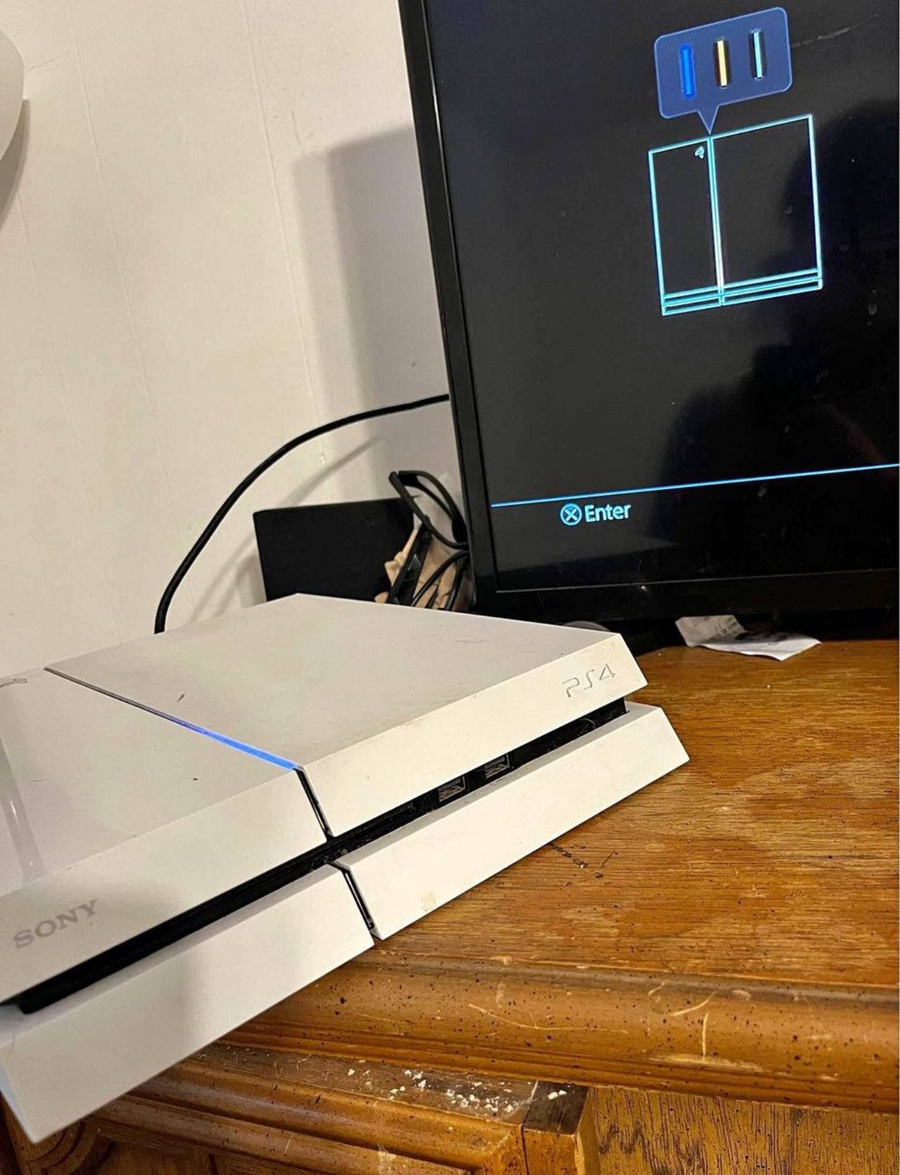 Play station 4w/games And Controller