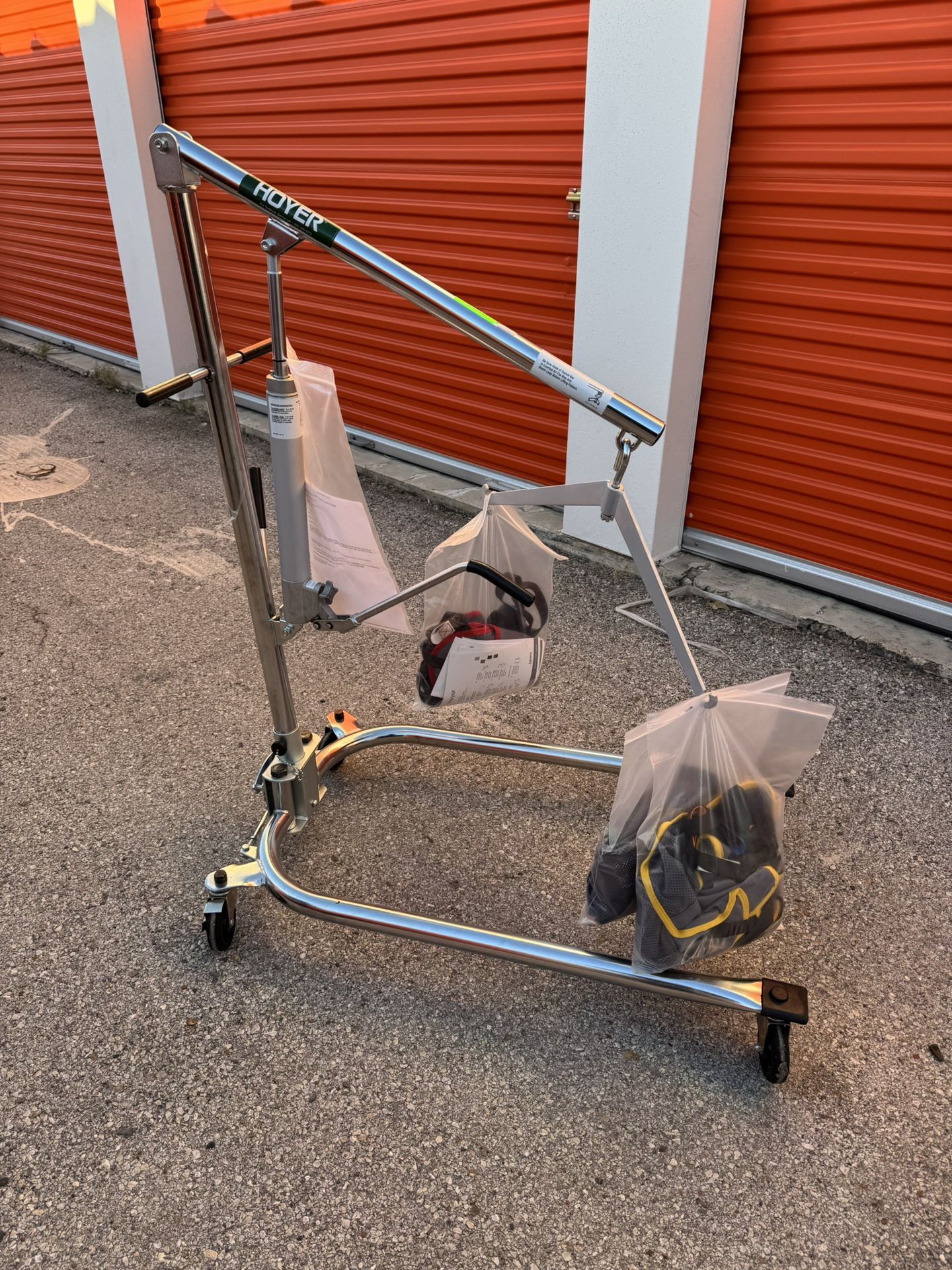 Hoyer Hydraulic Patient Lift with Slings – Medical Transfer Lift