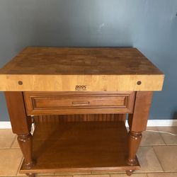 Boos Block With Solid Shelf And Draw 25” X 37”. 
