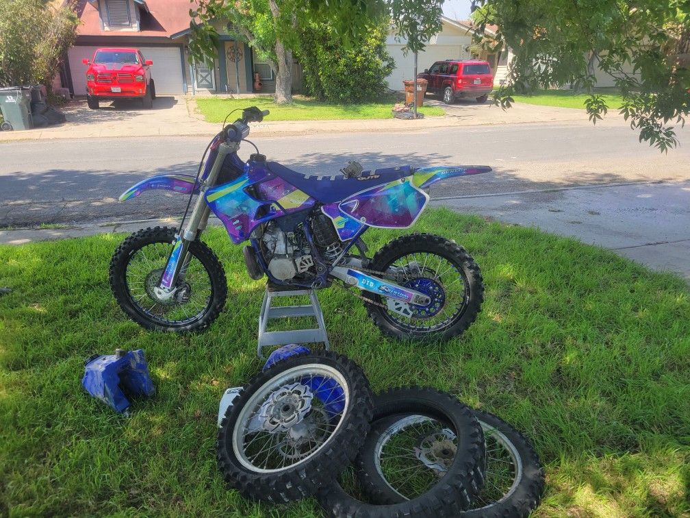 2000 Yamaha YZ 250