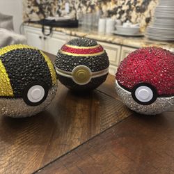 Bedazzled Pokeball, Ultra Ball, Luxury Ball