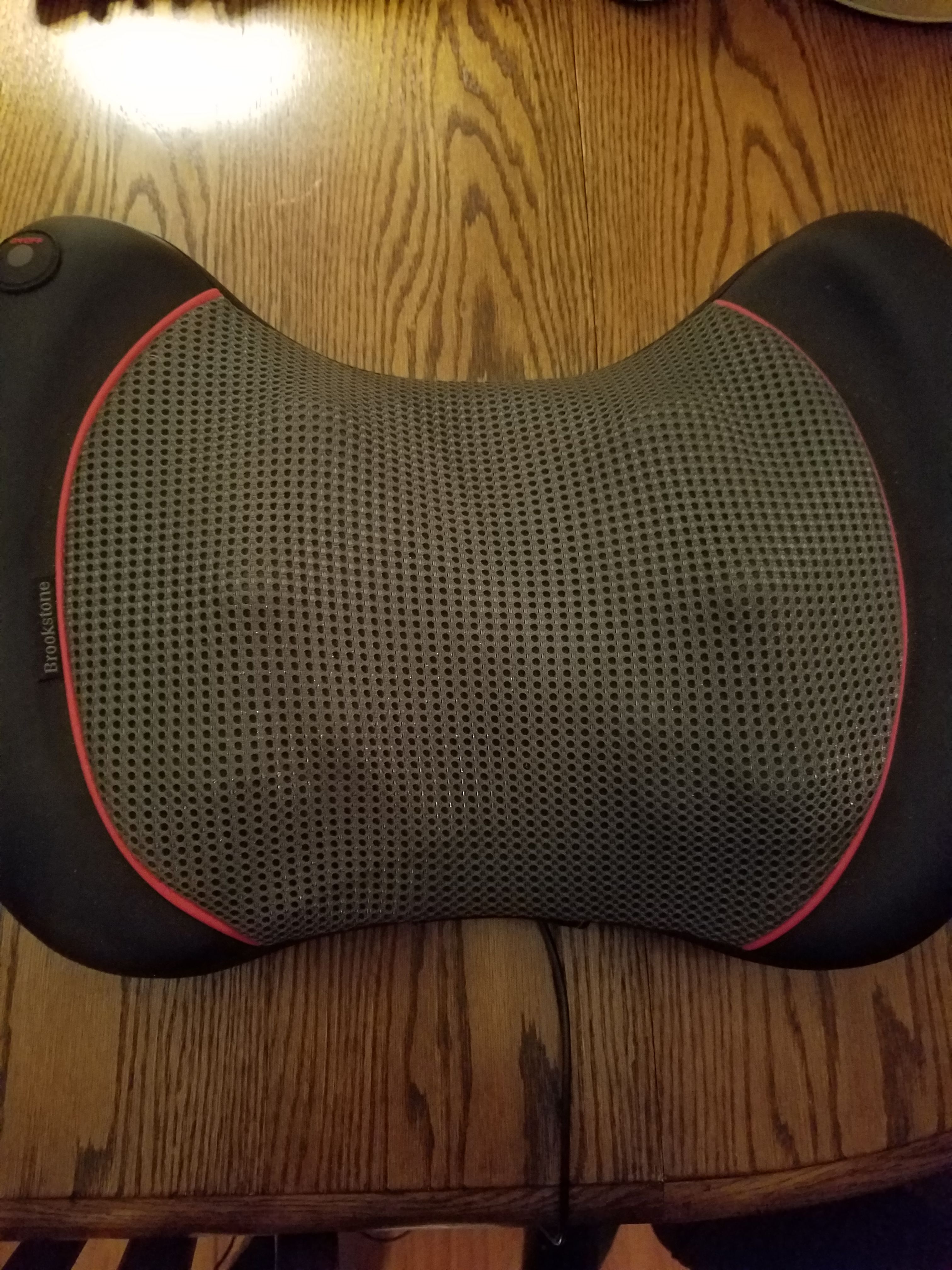 Brookstone Shiatsu 3D lumbar massager with heat for Sale in