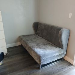 FREE Futon  Sofa / Bed