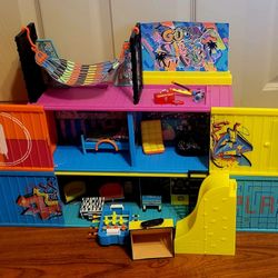 Lol Surprise! Clubhouse Playset 