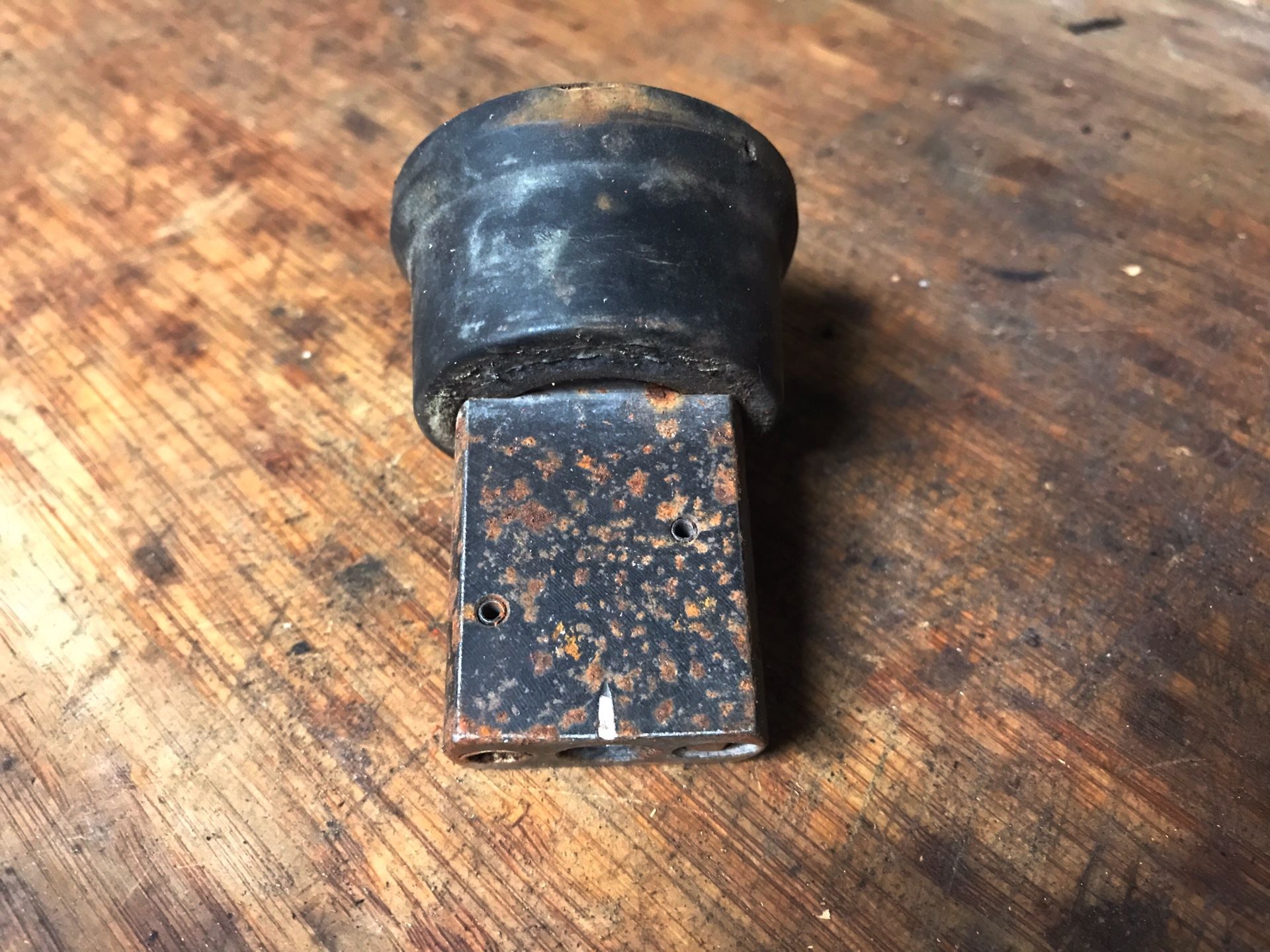 HILTI DX200 PISTON DRIVE TOOL with Pins, Anchors & Accessories