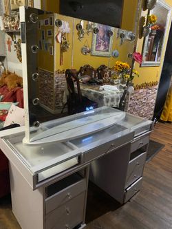 Impression vanity